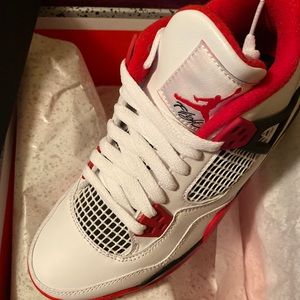 Air Jordan 4 Retro GS